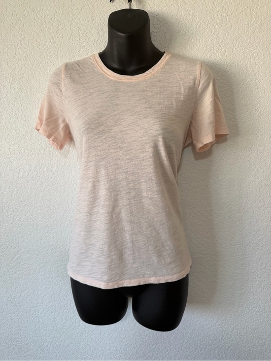 GAP Tops - GAP Light Pink Short Sleeve Crewneck Tee